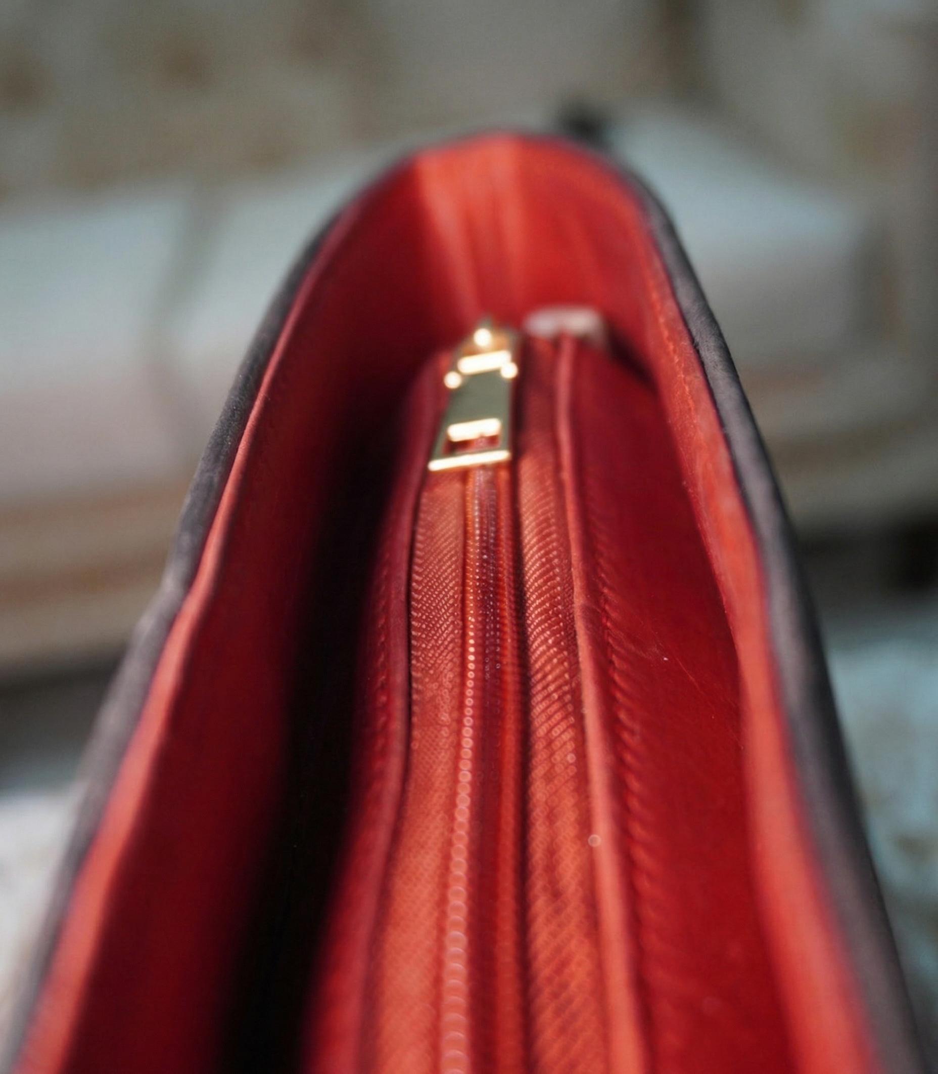 Handcrafted Two-Tone Genuine Leather Tote Bag | Chic Everyday Carry