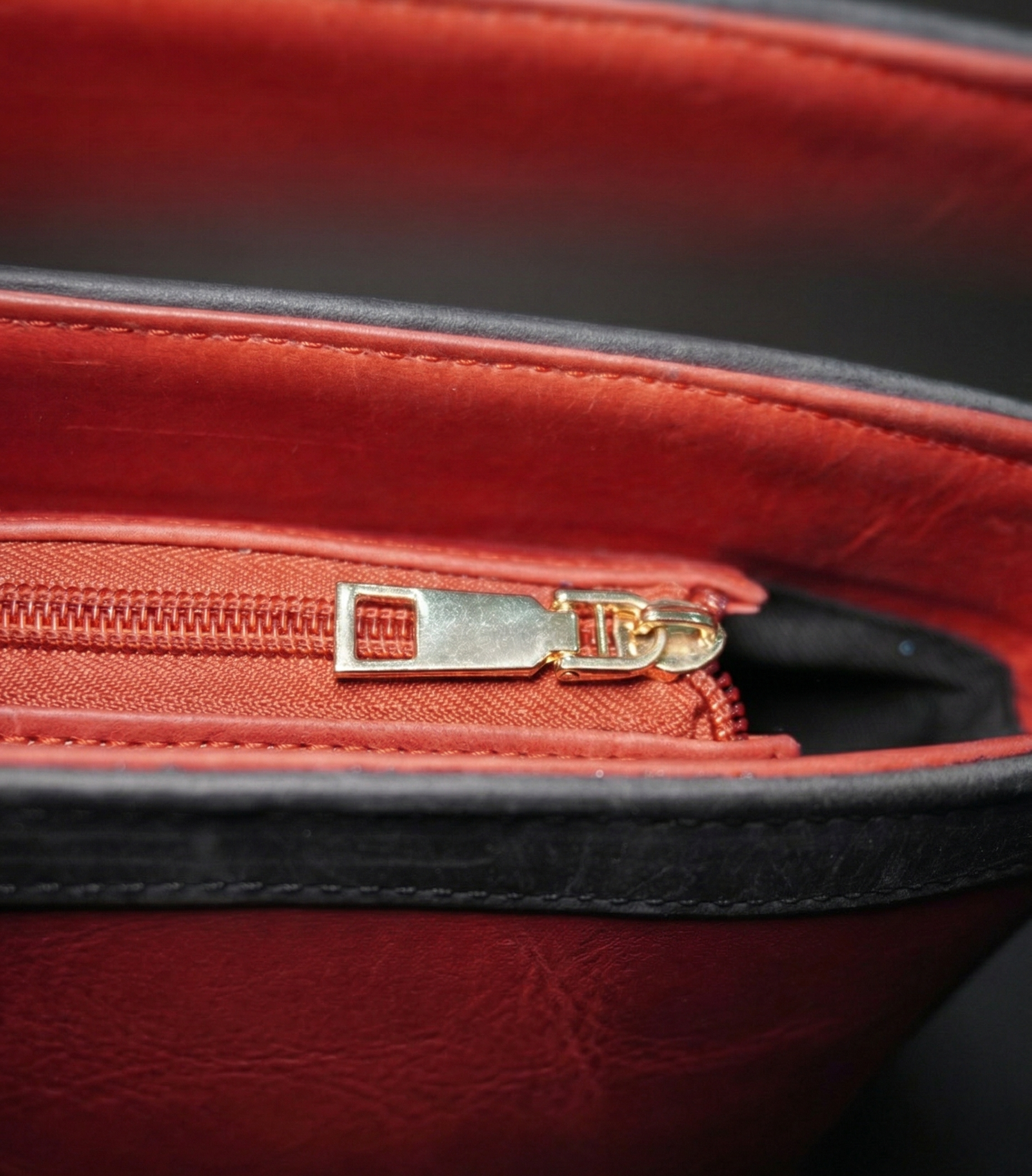 Handcrafted Two-Tone Genuine Leather Tote Bag | Chic Everyday Carry